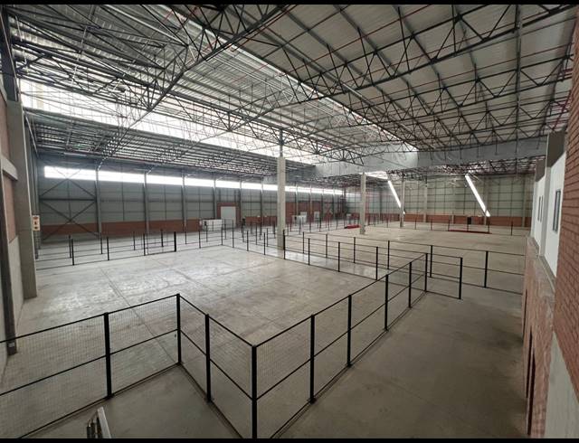 5,151M² WAREHOUSE TO LET IN SAMRAND BUSINESS PARK